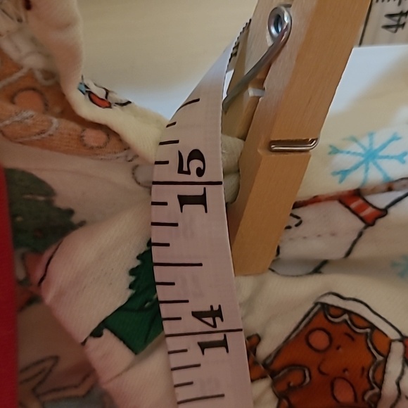 Gingerbread and Snowflake Pajama Set - Picture 4 of 6